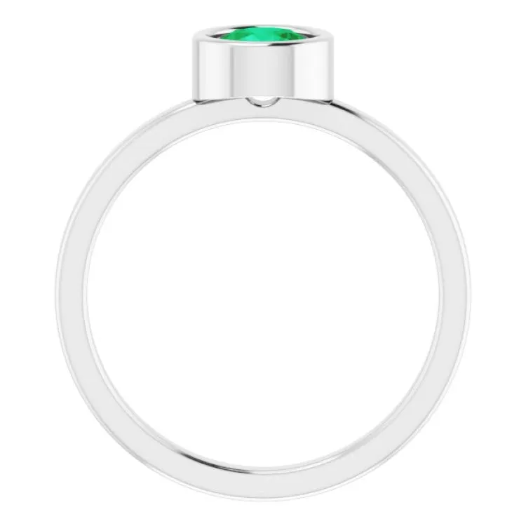 14K White 5.5 mm Lab-Grown Emerald Ring