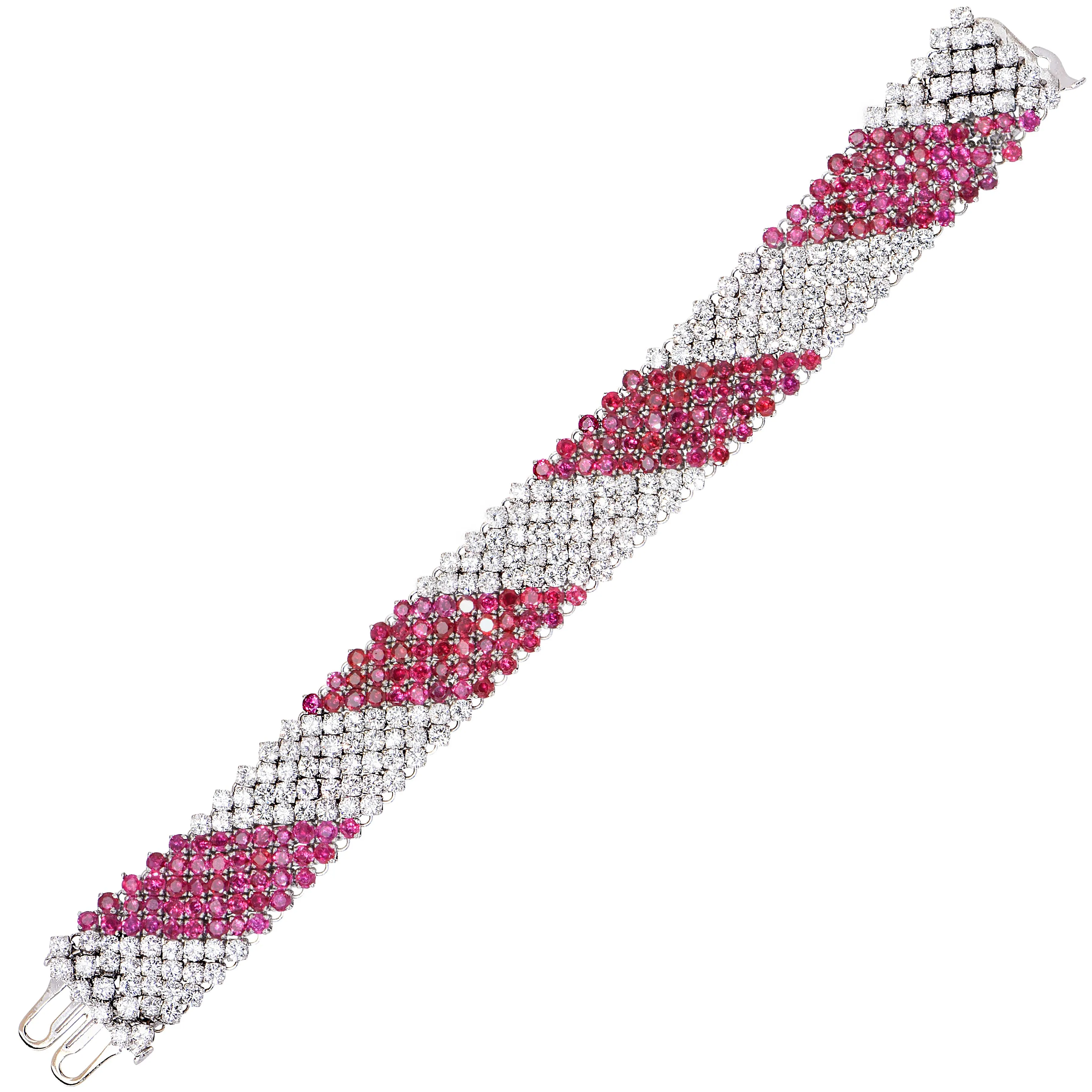 16 Carats Diamond and 19 Carats Ruby 18 Karat White Gold Bracelet