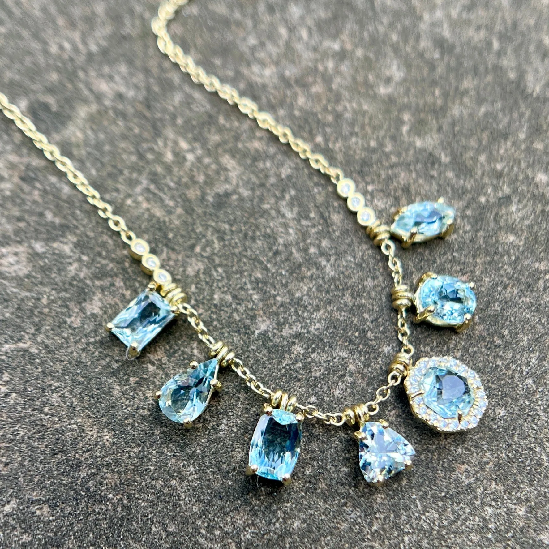 18K Yellow Gold Aquamarine Fringe Necklace