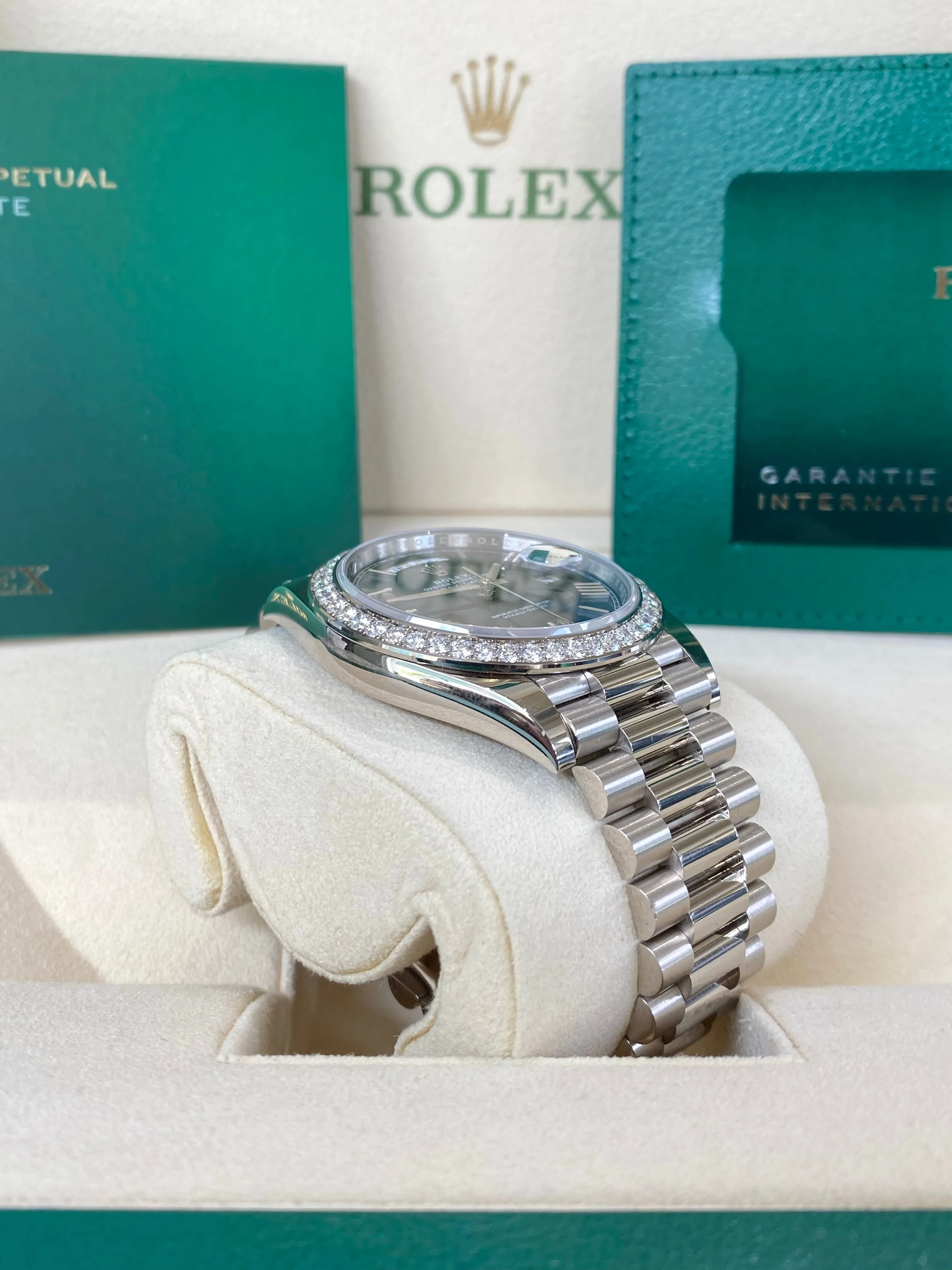 2022 Rolex Day-Date 40 228349RBR