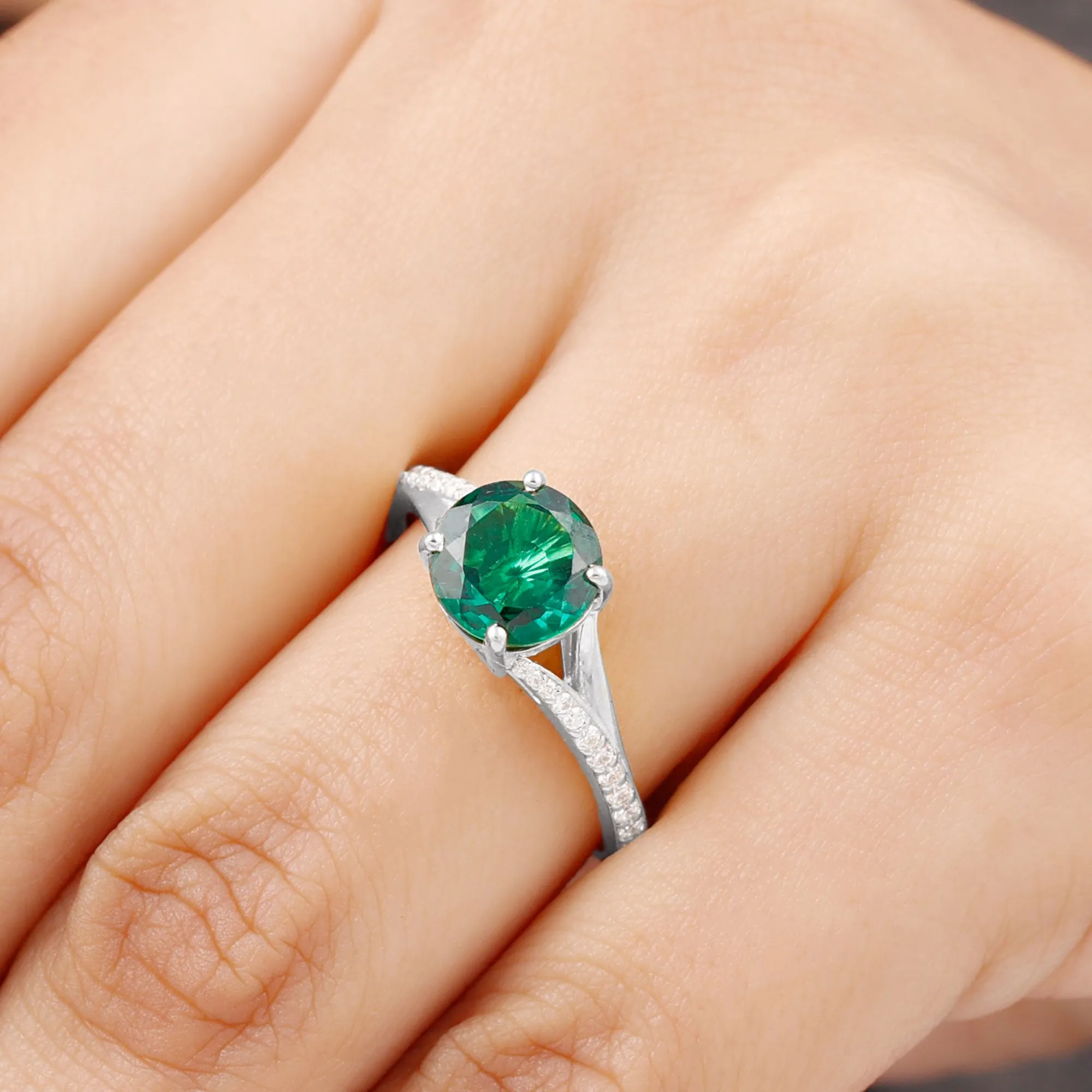 8 MM Created Emerald Solitaire Split Shank Ring with Diamond