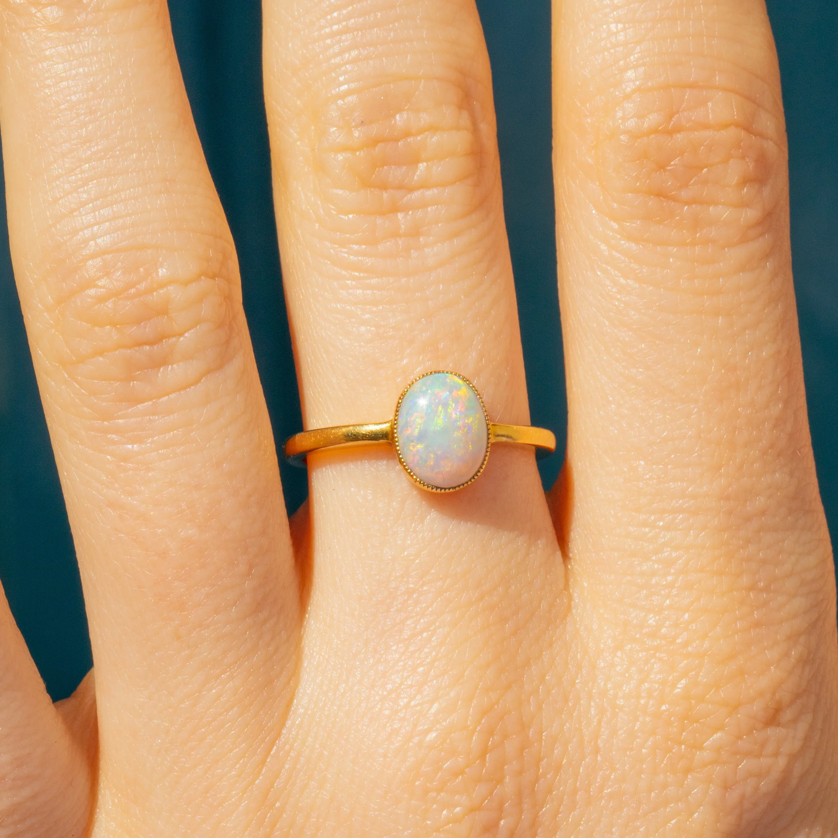 Antique 18ct Gold Opal Solitaire Ring, 0.70ct