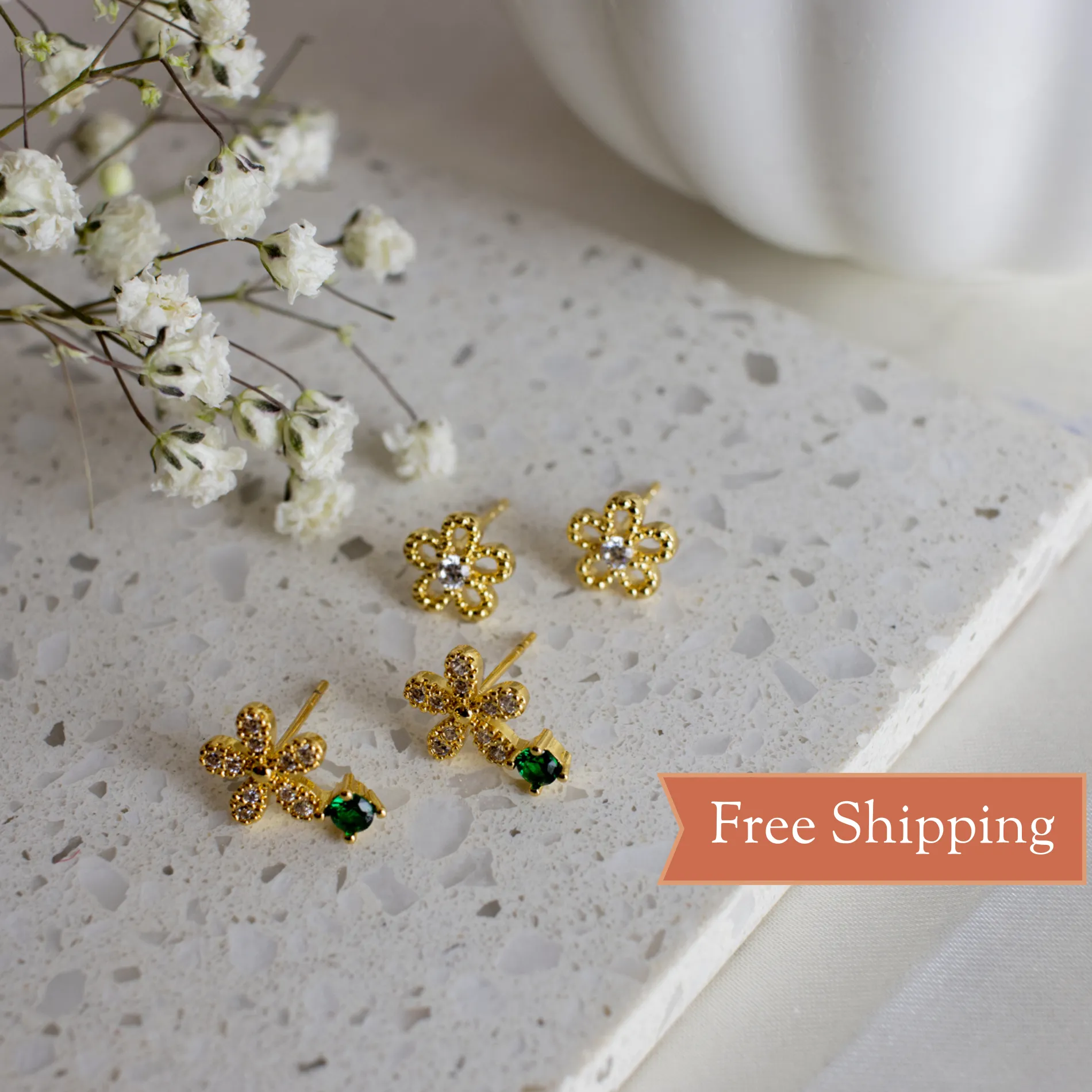 Bia Floral Studs