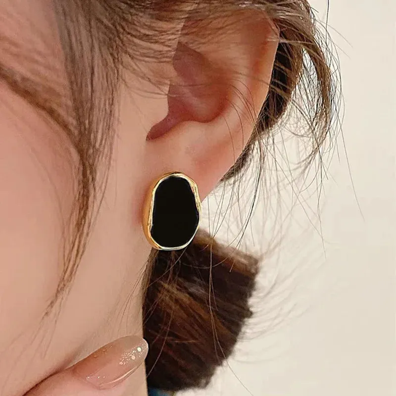 Black Irregularity Metal Vintage Design Fashion Aesthetic New Earring