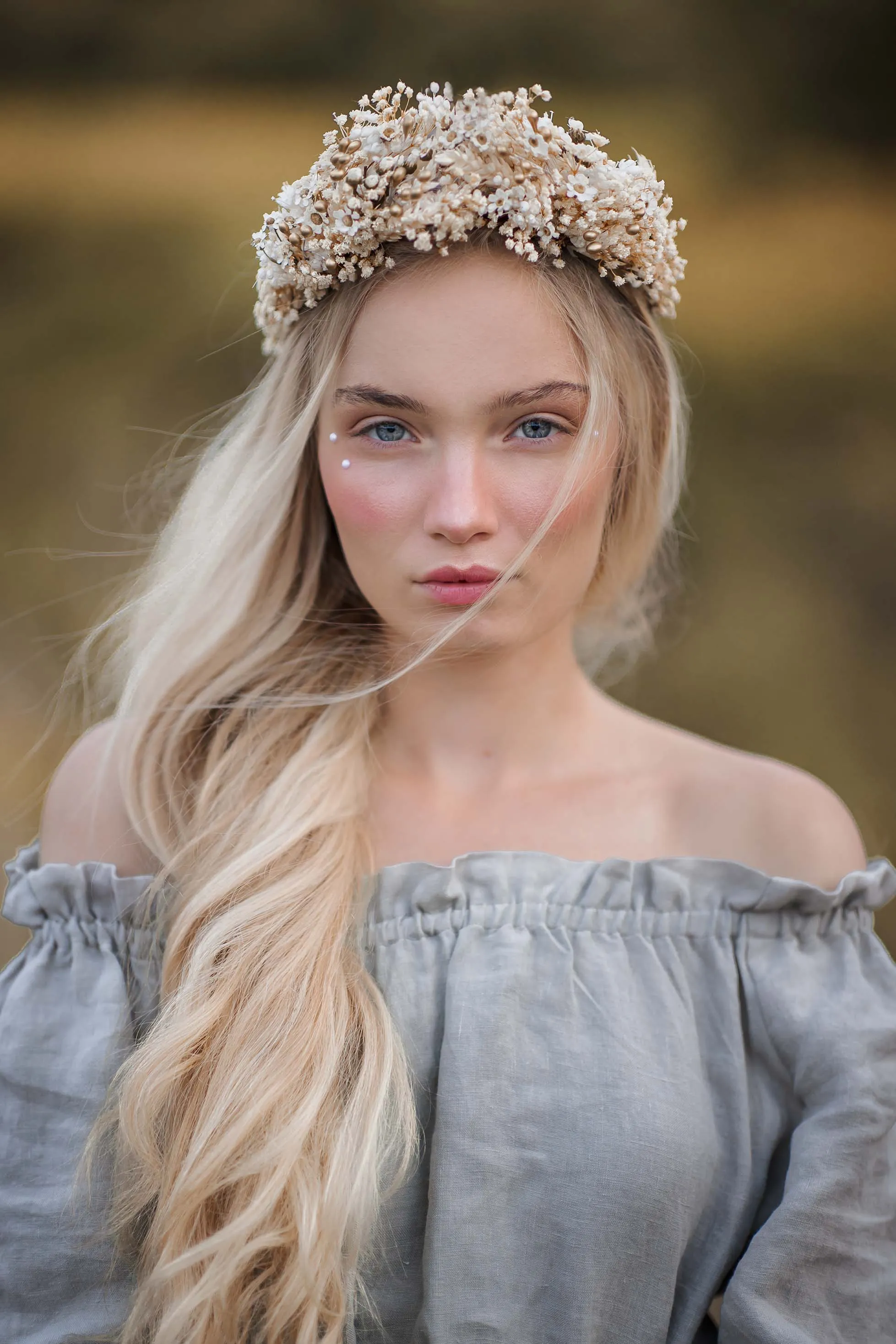 Dried flower hair crown Ivory bridal hair crown Magaela Natural wedding crown Bridal baby's breath crown Magaela Hair flower jewellery