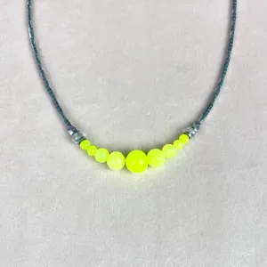 FLUORO GRADUATED NECKLACE