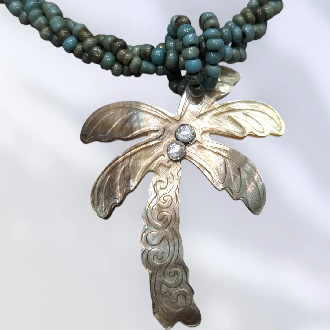 Hawaiian Style Beaded Shell Necklace – Palm Tree Motif