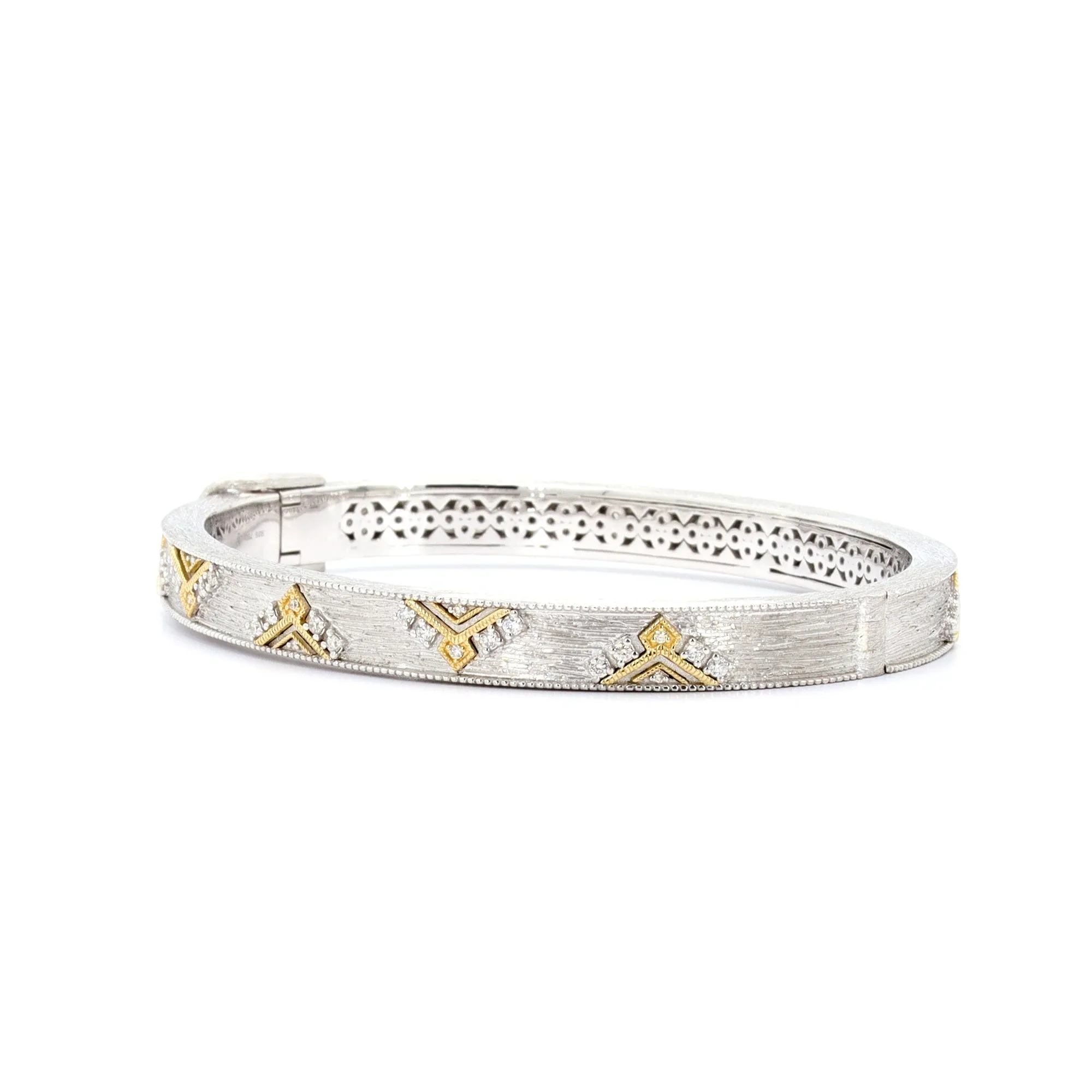 Lisse Empress Crown Bangle