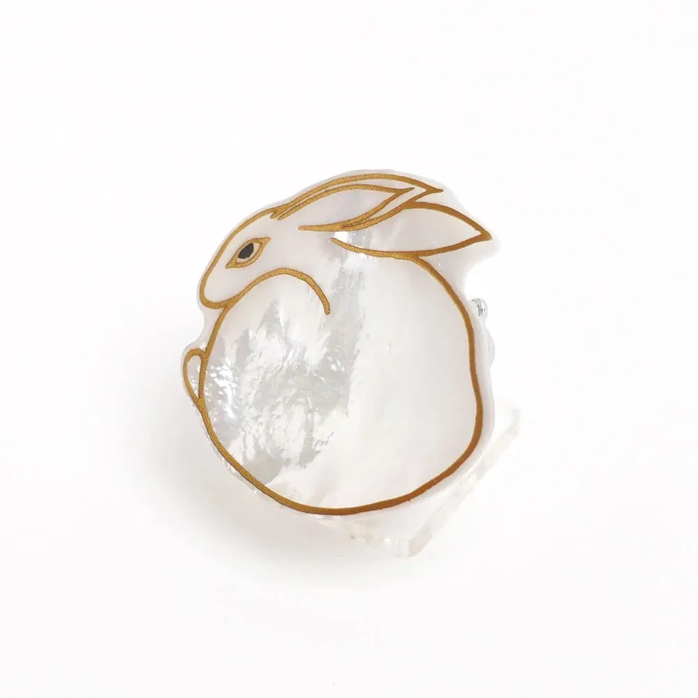 Maki-e Urushi Lacquer Brooch - White South Sea Pearl Shell / Rabbit -, Traditional Japanese Urushi Lacquer Jewelry