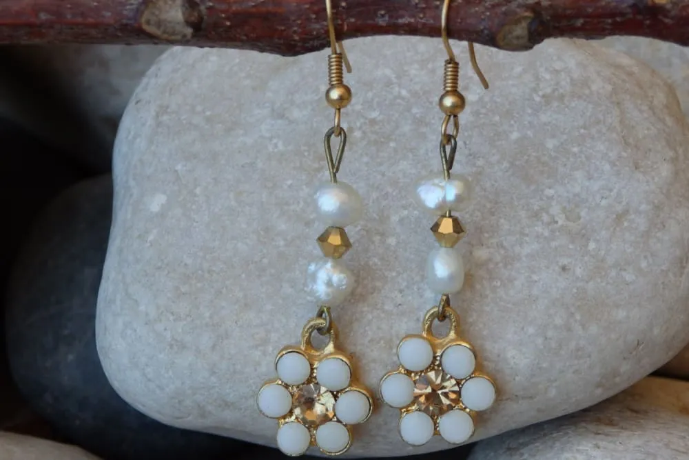 Pearls earrings