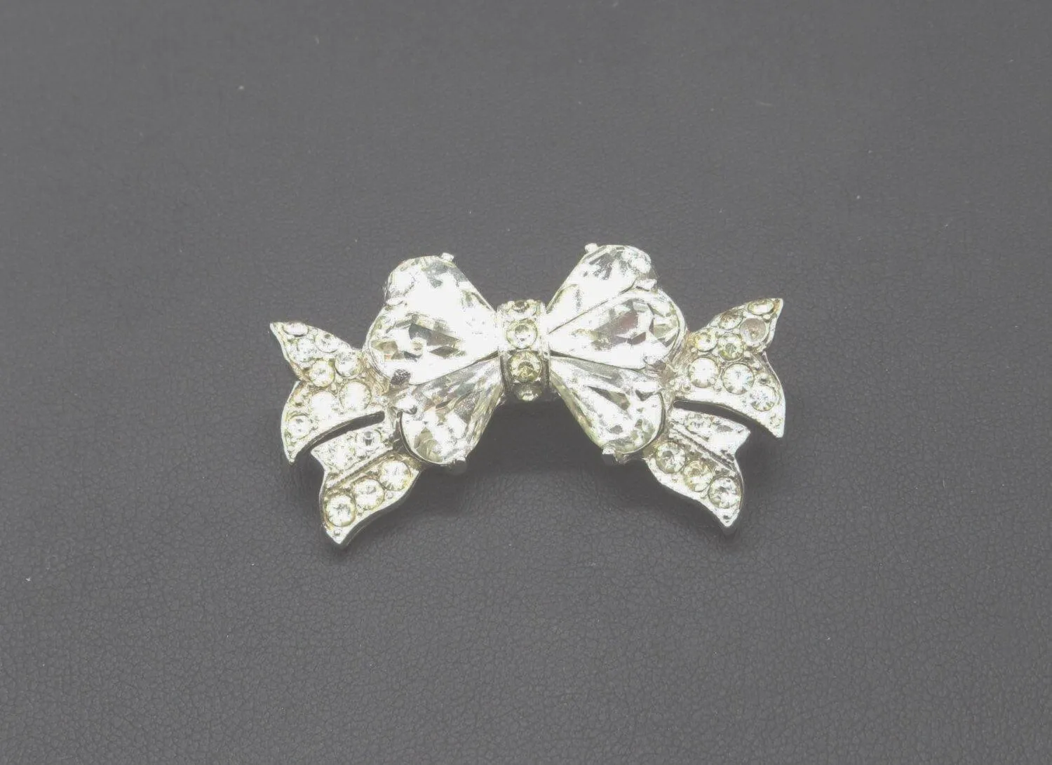 Rich Vintage Rhinestone Bow Brooch