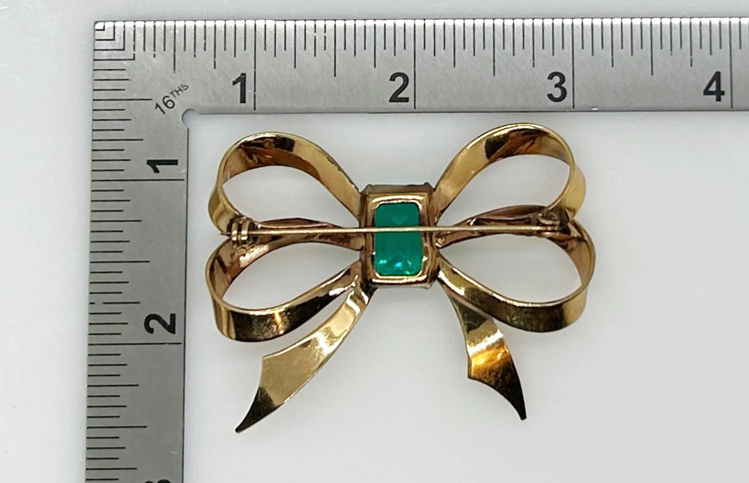 Stunning Vintage Green Bow Brooch