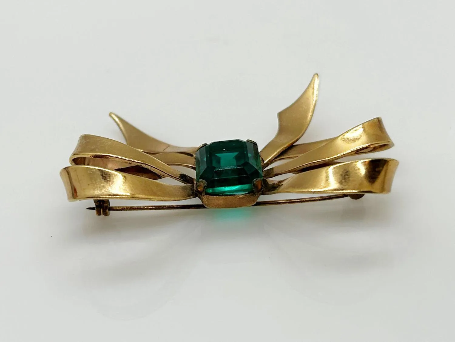 Stunning Vintage Green Bow Brooch