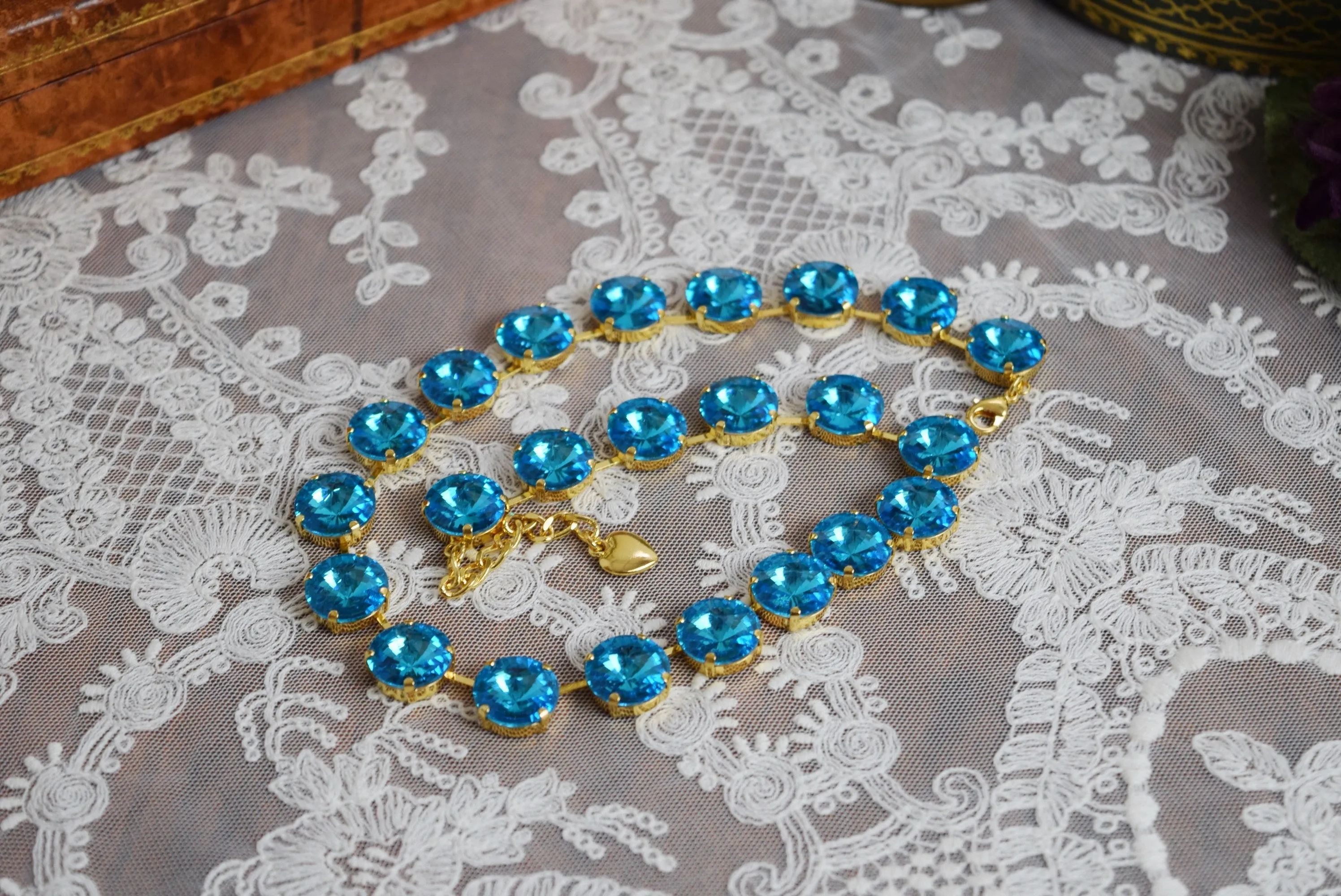 Turquoise Blue Aurora Crystal Collet Necklace - Medium Round