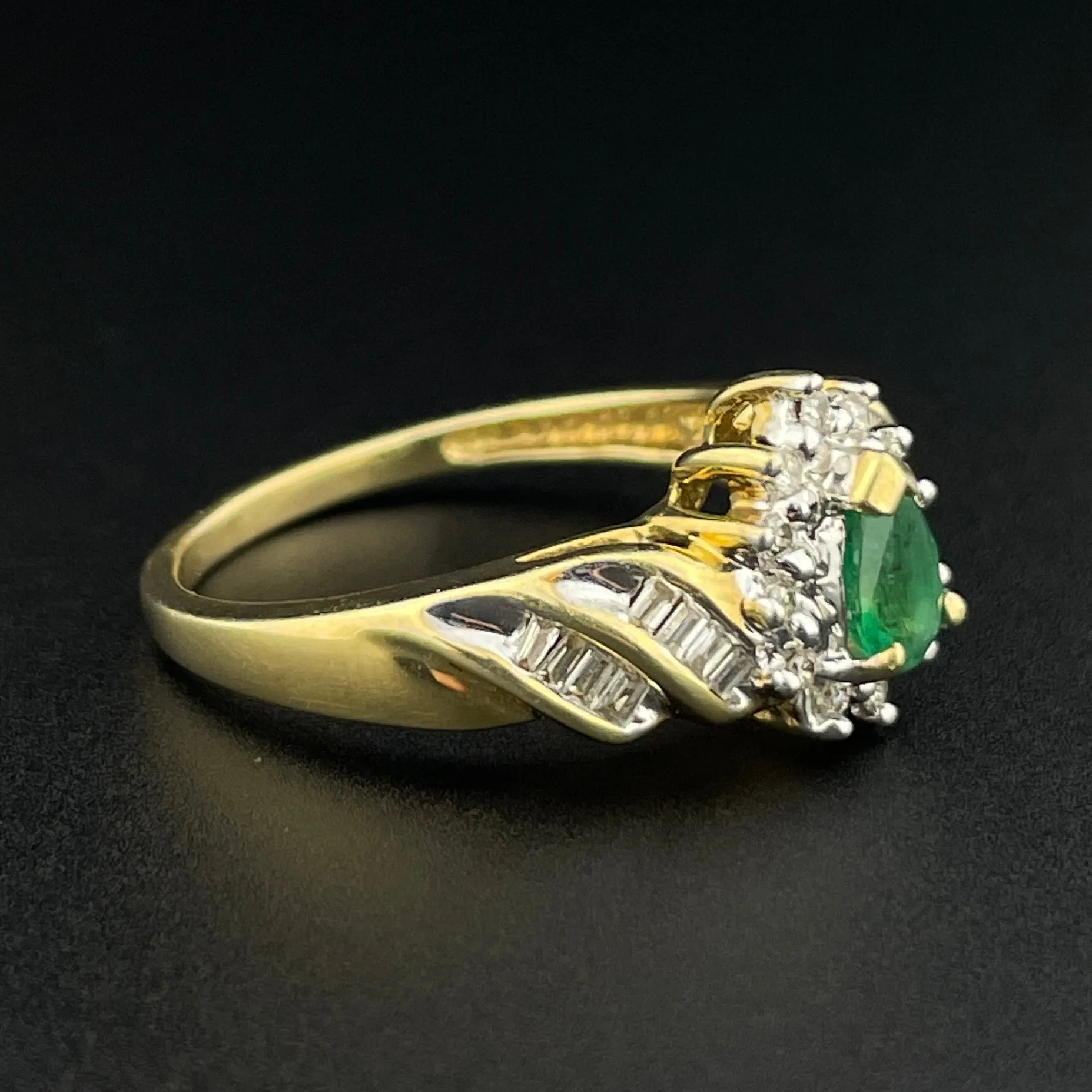 Vintage 10K Gold Pear Cut Emerald Baguette Diamond Halo Ring, Sz 8 1/4