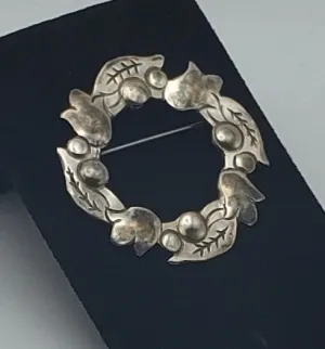 Vintage 800 Silver Handmade Wreath Brooch