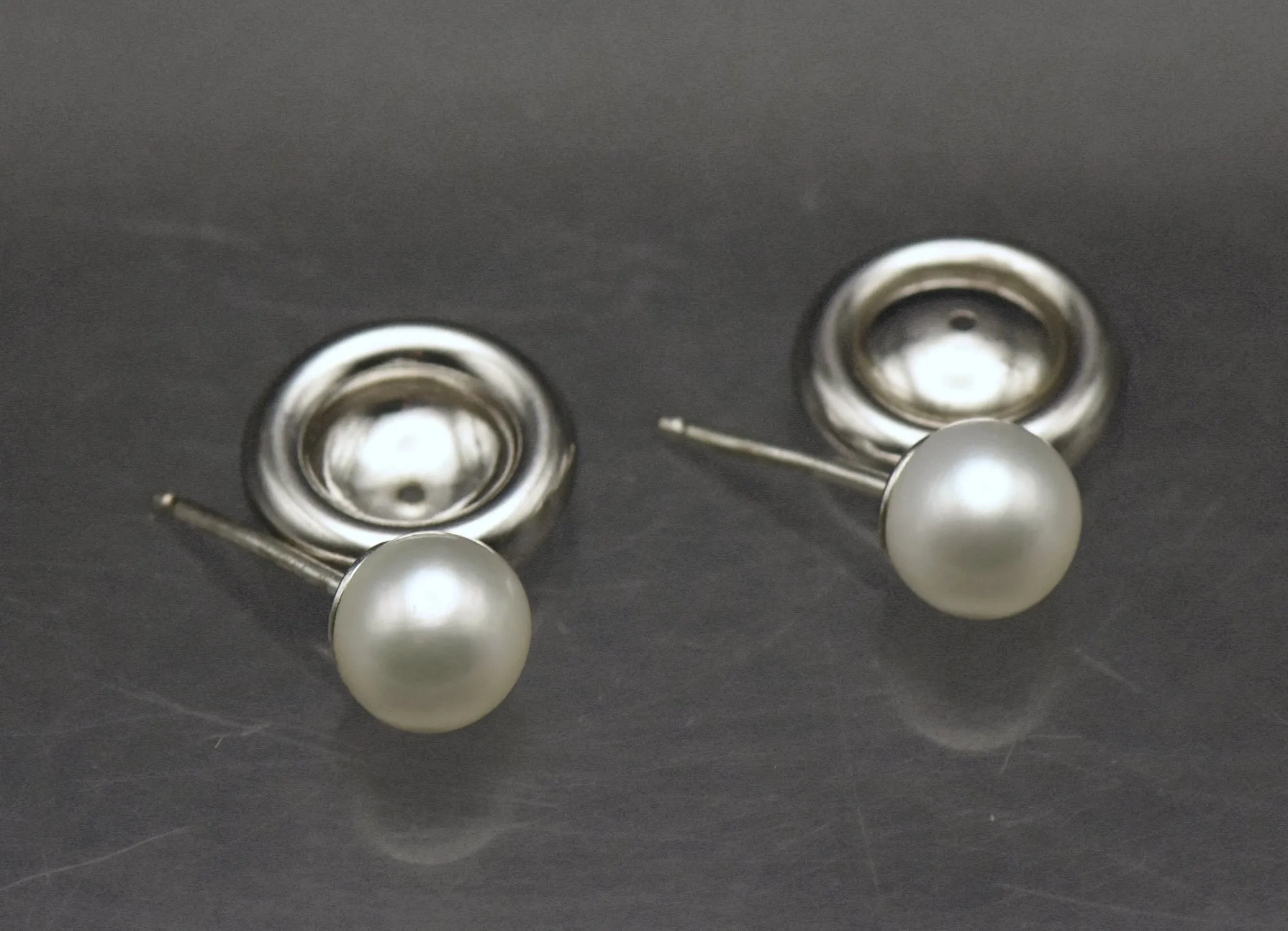 Vintage Sterling Silver Pearl Stud Earrings with Earring Jacket